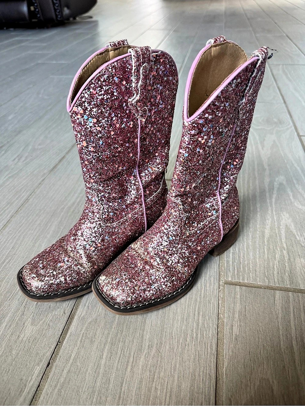 Girls Roper Glitter Heeled Cowboy Boots in Pink & Silver
